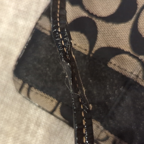 Coach Black Stripe Classic Monogram Jacquard Wristlet - Picture 11 of 12